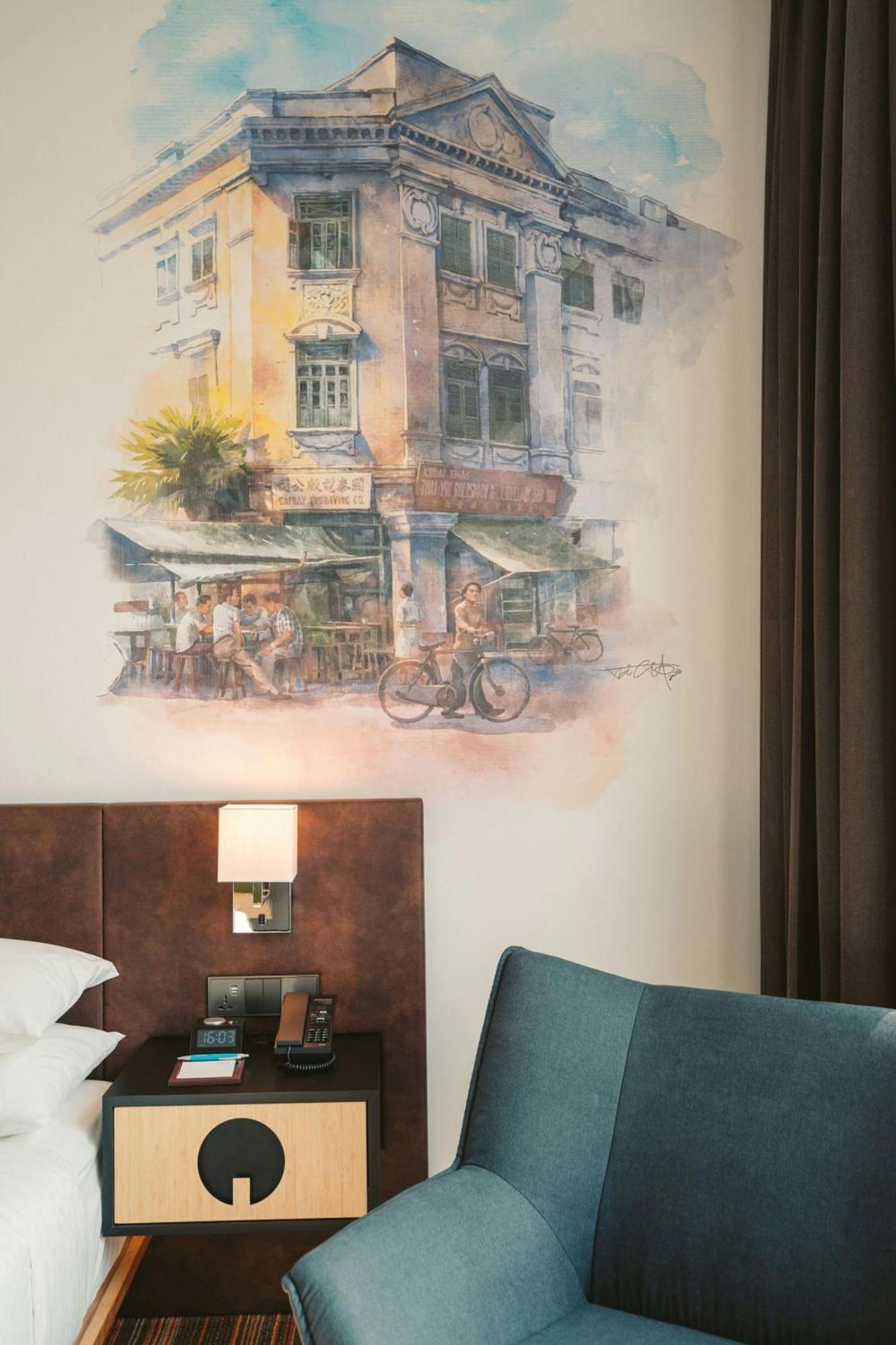 Large Premier Downtown King Room
