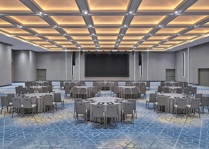 Courtyard By Marriott Kuala Lumpur South Hotel